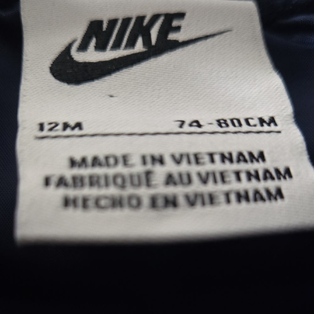 Nike Navy Blue Puffer Vest - Picture 3 of 6